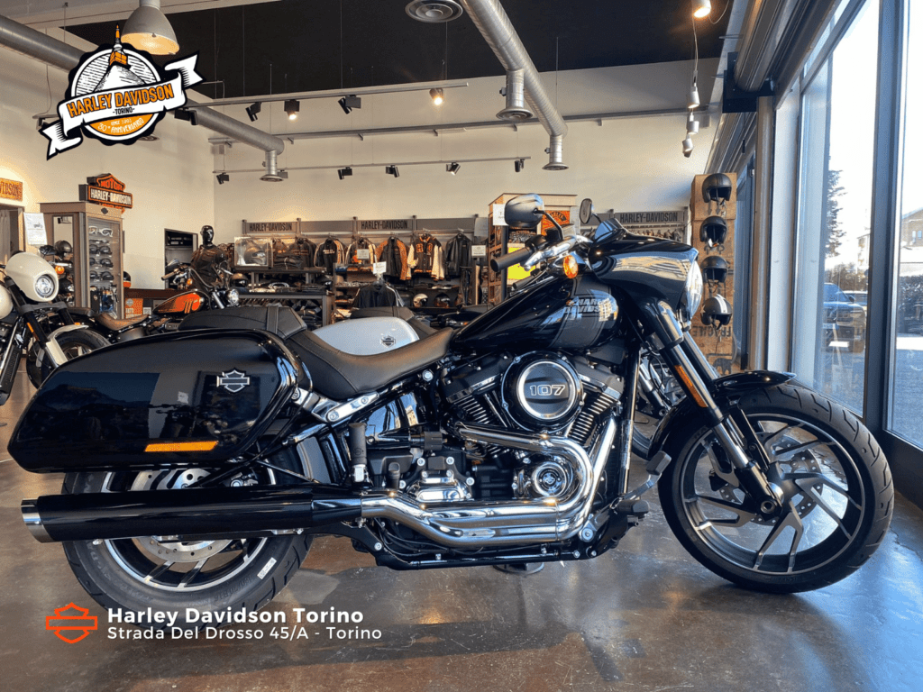 Harley-Davidson-Torino-Sport-Glide-Vivid-Black