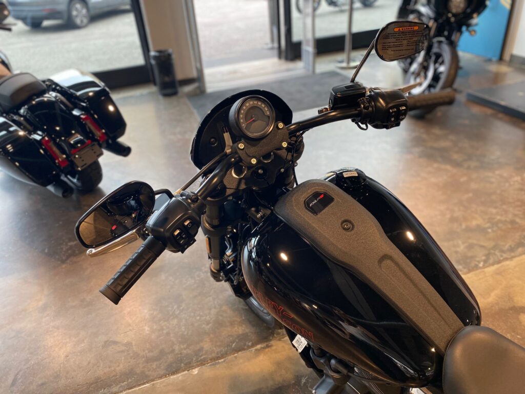 Harley-Davidson-Torino-2025-Low-Rider-S-Vivid-Black6